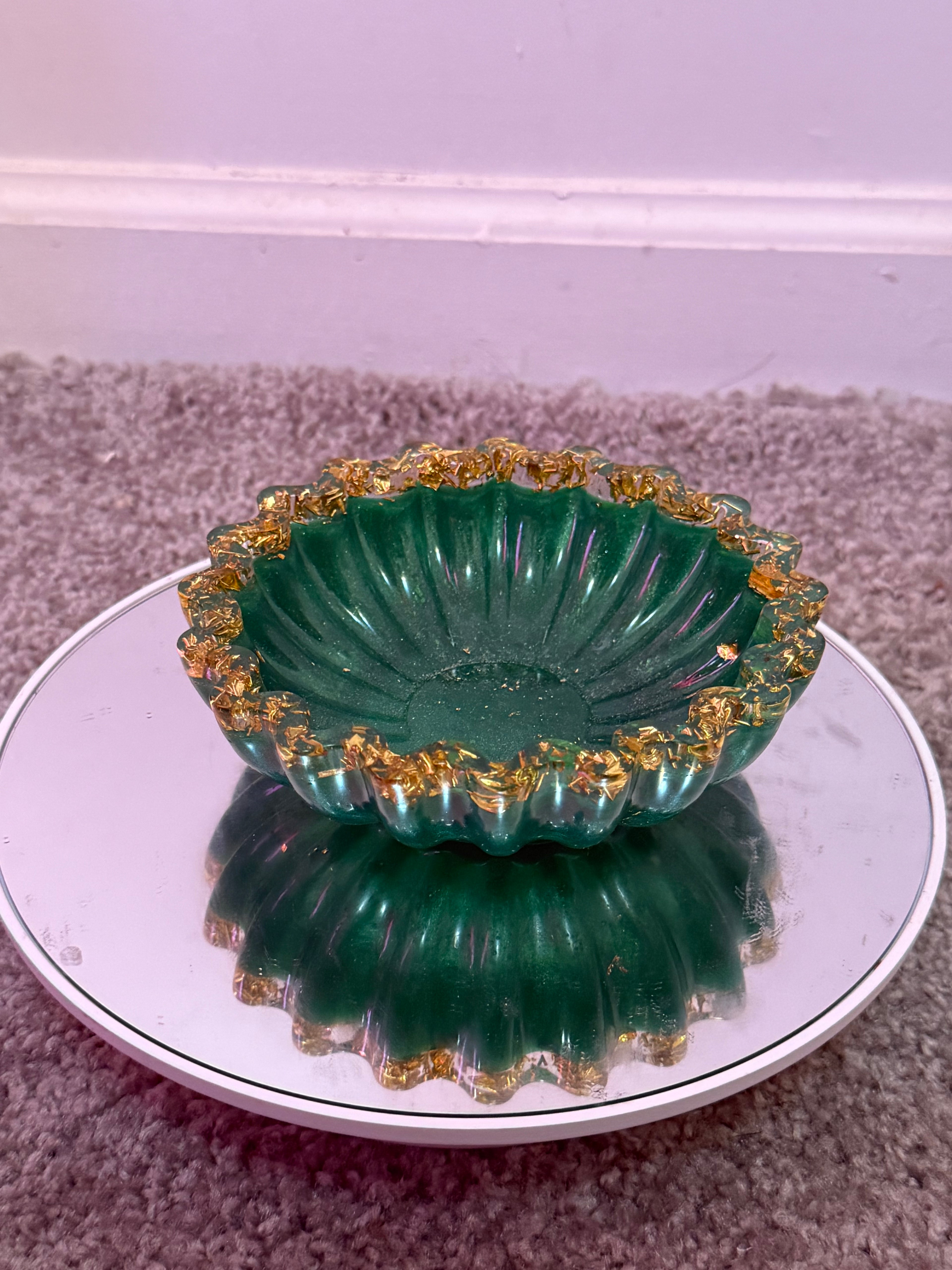 ✨ Luxury Emerald Green Resin Bathroom Set – 3 Pieces